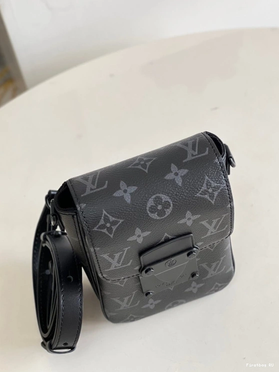 Firstbags ru review LOUIS S-LOCK VERTICAL WEARABLE WALLET VUITTON 0804